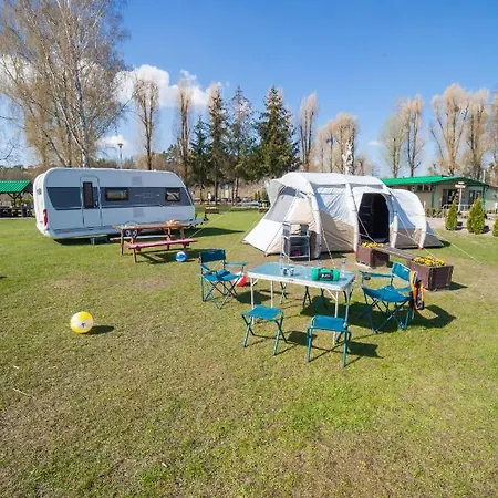 Camping Oaza Błonie - Pole Namiotowe *
